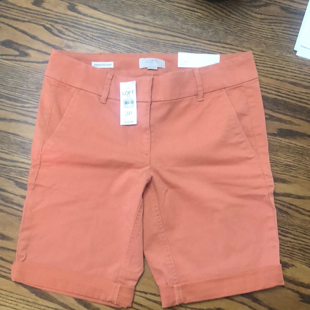 Loft, roll cuff short, size 2 petite